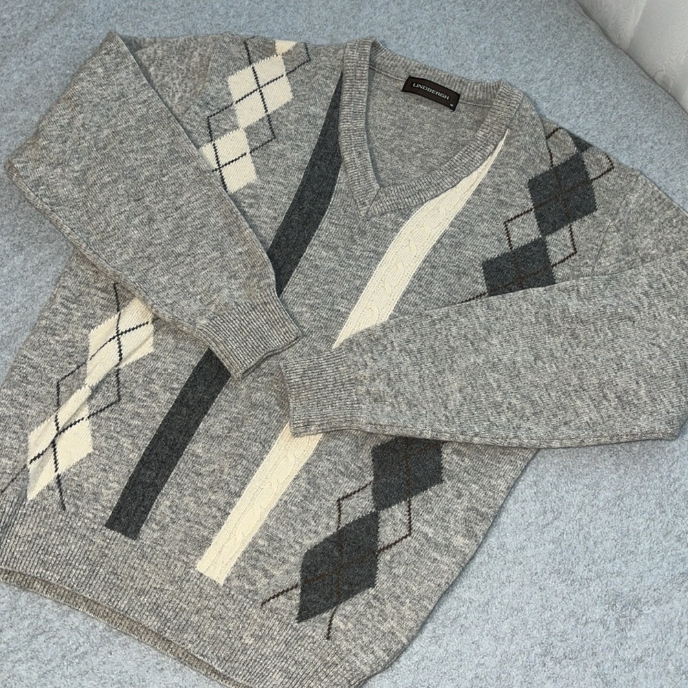 Lindbergh Argyle & Cable Knit Wool Sweater - Men's Medium - Gray V-Neck Academia